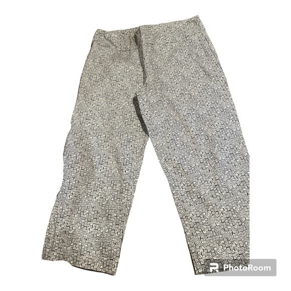 new directions Pants - New Directions Pull On Stretch Capri
